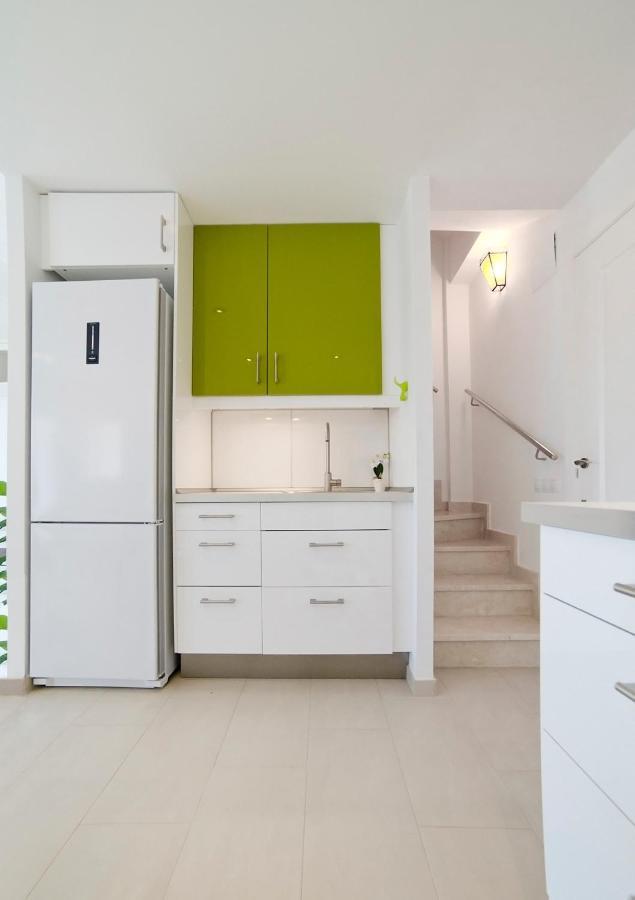 Tranquil Duplex In Sitges, Barcelona,Sea Views, Parking, Terrace Apartment Екстериор снимка