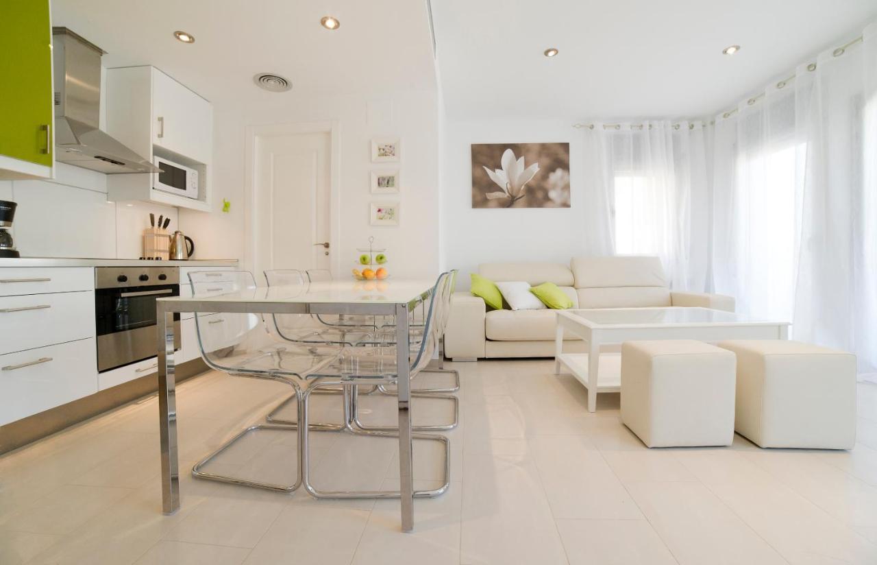 Tranquil Duplex In Sitges, Barcelona,Sea Views, Parking, Terrace Apartment Екстериор снимка