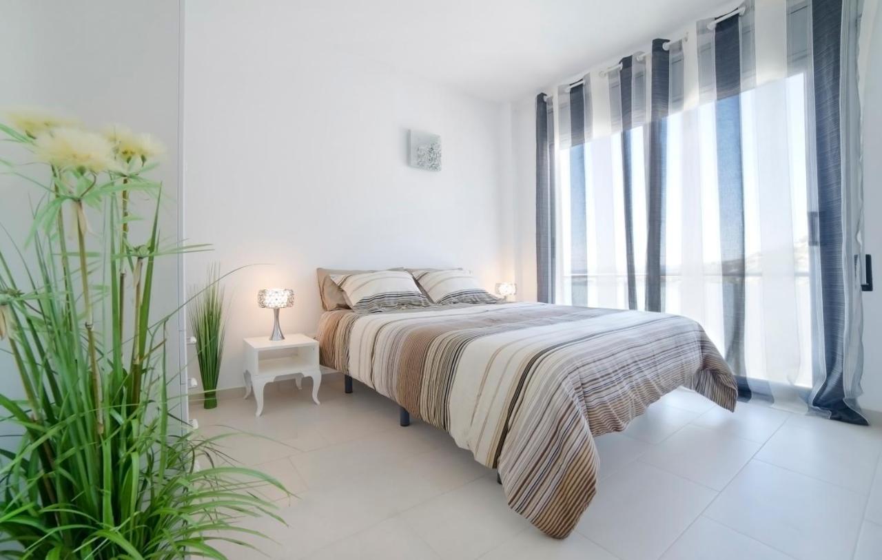 Tranquil Duplex In Sitges, Barcelona,Sea Views, Parking, Terrace Apartment Екстериор снимка