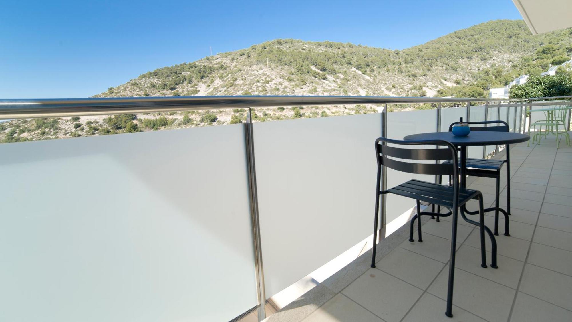 Tranquil Duplex In Sitges, Barcelona,Sea Views, Parking, Terrace Apartment Екстериор снимка